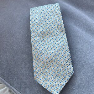 Charvet Blue and Cream Geometric Tie